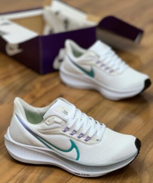 Tênis Nike Pegasus 39 Premium Grade Fechada