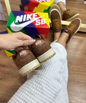 Tenis Nike SB Feminino Marrom 2