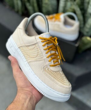 Tênis Nike Air Force Moving Premium