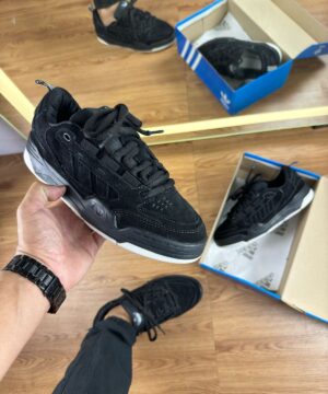 Tênis Adidas ADI2000 em Couro Masculino Premium