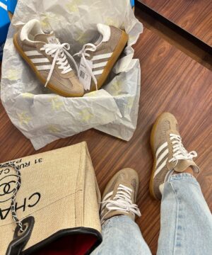 Tenis Adidas Samba em Couro Premium Feminino 1