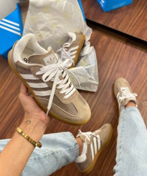 Tenis Adidas Samba em Couro Premium Feminino 2