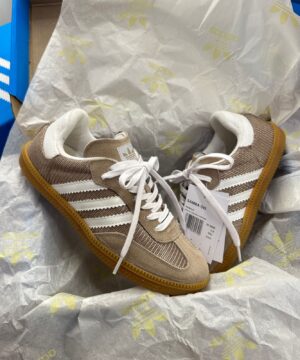 Tenis Adidas Samba em Couro Premium Feminino 3
