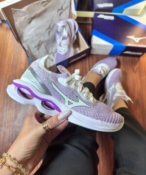 Tenis Mizuno Wave Invictus 3 Premium Feminino 4