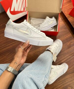 Tenis Nike Blazer Low 77 Branco Prata Feminino 4