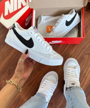 Tênis Nike Blazer Low 77 Branco Preto Feminino