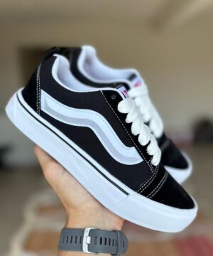 Tênis Vans Knu Básico Grade Fechada