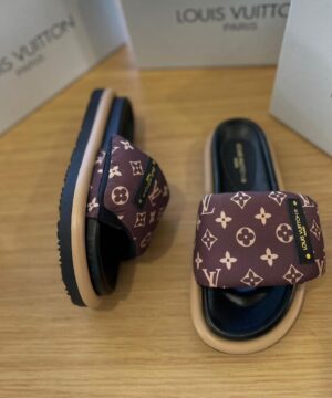 Chinelo Slide Luxo Louis Vuitton Feminino Grade Fechada 1