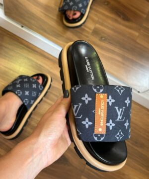 Chinelo Slide Luxo Louis Vuitton Feminino Grade Fechada 4