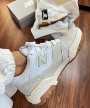 Tenis New Balance 550 Feminino Premium 7