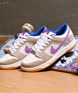 Tênis Nike SB Dunk Low Feminino Grade Fechada