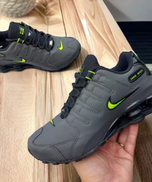 Tênis Nike Shox NZ Premium Grade Fechada