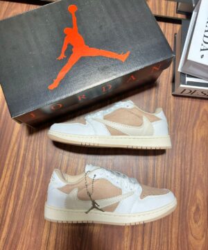 Tenis Nike Jordan Travis Branco Bege Feminino Premium 8