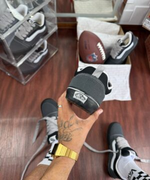 Tenis Vans Knu Skool Masculino Premium 4