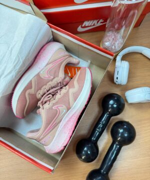 Tenis Nike Zoom NK 47 Feminino 6