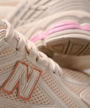 Tenis New Balance 1906 Feminino Premium 1