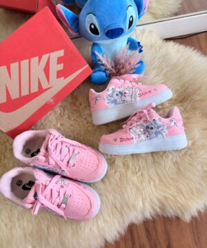 Tenis Nike Air Force Infantil Stitch 11