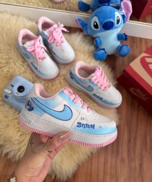 Tenis Nike Air Force Infantil Stitch 12