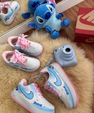 Tenis Nike Air Force Infantil Stitch 13