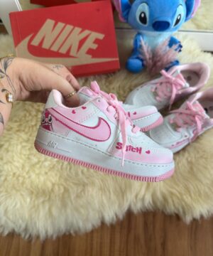 Tênis Nike Air Force Infantil Stitch