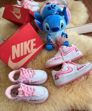 Tenis Nike Air Force Infantil Stitch 4