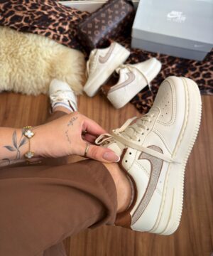 Tenis Nike Air Force Prime Off White Marrom Feminino Premium 6