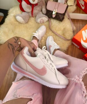 Tenis Nike Cortez Valentines Day Feminino Premium 1