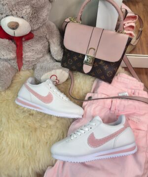 Tenis Nike Cortez Valentines Day Feminino Premium 2