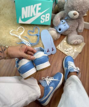 Tenis Nike Dunk Teddy Bear Camurca Azul Feminino Premium 1