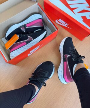 Tenis Nike Infinity React Feminino Premium 9