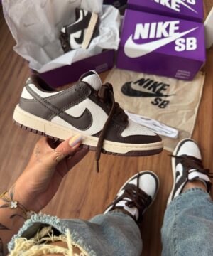 Tênis Nike SB Dunk Branco Café Feminino Premium