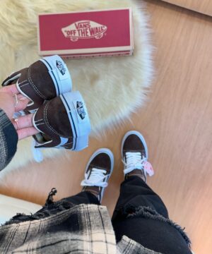 Tenis Vans Old Skool Branco Marrom Feminino Premium 2