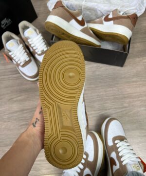 Tenis Nike Air Force 1 Bege Marrom Feminino Premium 5