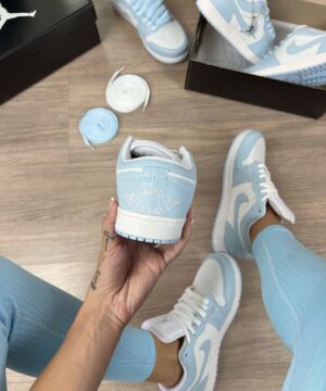 Tenis Nike Jordan Low Premium Branco Acqua Feminino 3