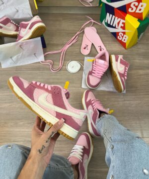 Tenis Nike SB Dunk Low Teddy Bear Creme Pink Feminino Premium 5