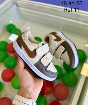Tênis Nike Velcro Infantil