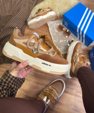 Adidas Plataforma Cadarço Duplo Marrom e Bege