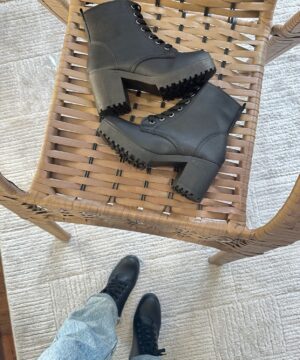 Bota Antonella Salto 5cm Preto