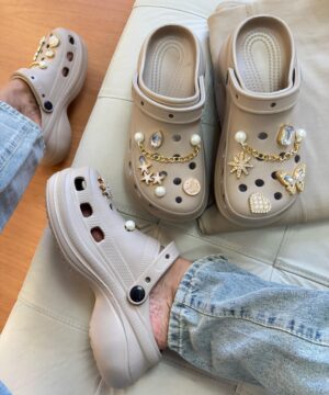 Crocs em EVA Bege 10