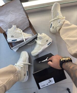 Jordan 4 retrô Premium Bege Masculino