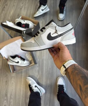 Jordan Low Cinza e Branco 3