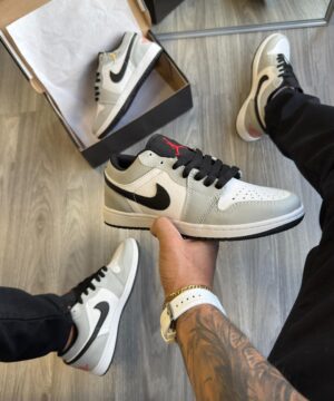 Jordan Low Cinza e Branco