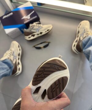 Mizuno wave stratos 3 4