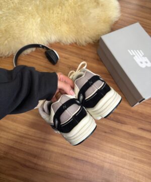 New balance 1000 Off White e Preto