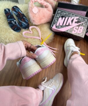 Nike SB Dunk Low Paisley Flowers