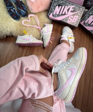 Nike SB Dunk Low Paisley Flowers