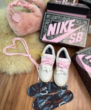 Nike SB Dunk Low Paisley Flowers