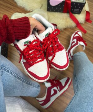 Sb Dunk x Valentines Day In Roses Red Nobuc 12