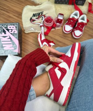 Sb Dunk x Valentines Day In Roses Red Nobuc 13