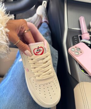 Tenis Nike Air Force 1 Low Valentine s Day